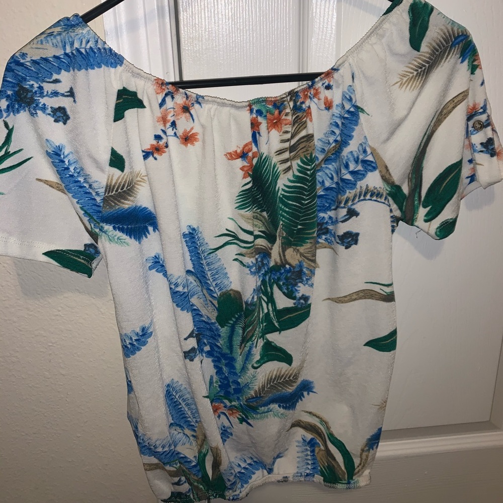 Top Model floral top - Picture 2 of 3
